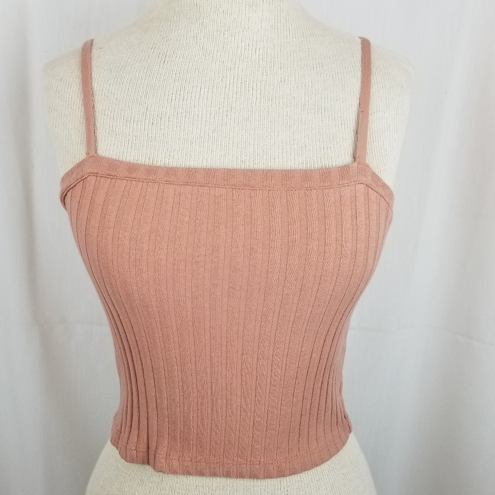 UO Project Social T crop tank